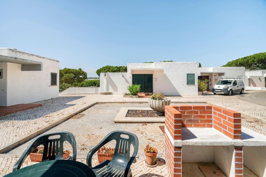 Sunny Villa With Golf Front View Vilamoura Esterno foto